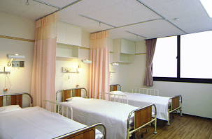 医療法人　甲聖会 甲聖会紀念病院の正社員 看護師 病院（一般）の求人情報イメージ3